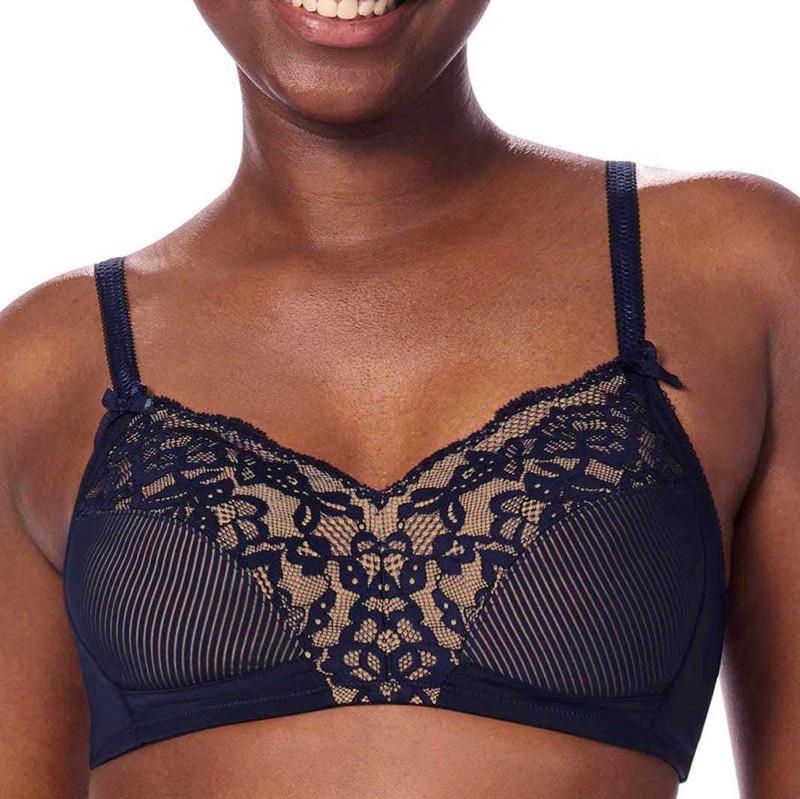 Amoena Kyra Mastectomy Lace Soft Cup Bra