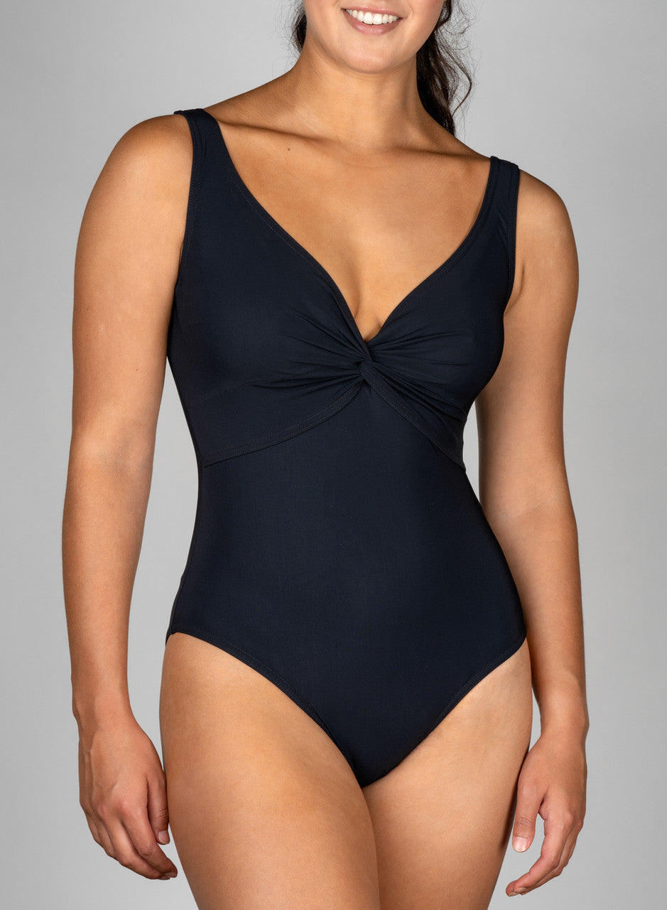 【I AM MARI】Noiren Color Scheme Collar One Piece Karla Colletto Twist D+ V-Neck Underwire Fullpiece – Melmira