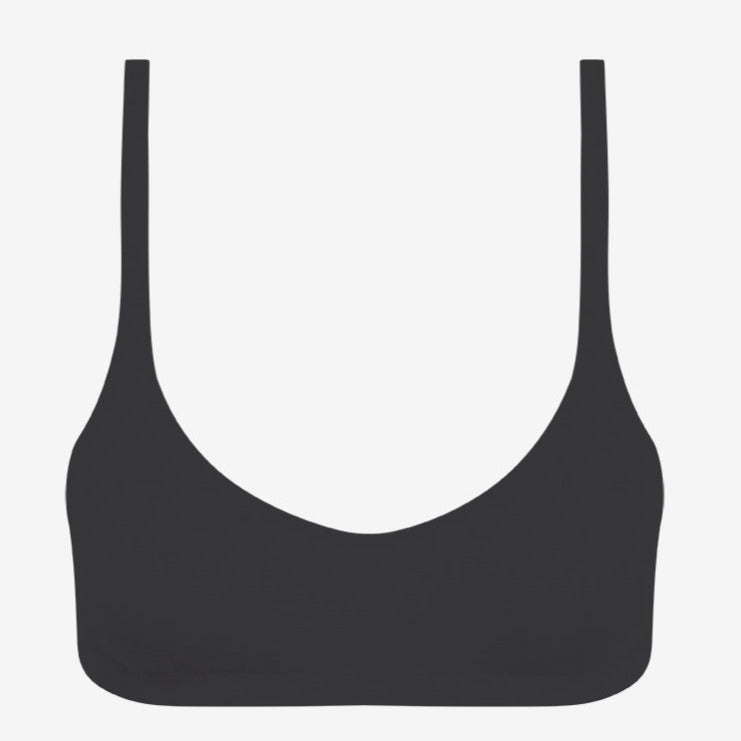 Commando Butter Soft Support Adjustable Bralette in Black – Ambiance  Boutique