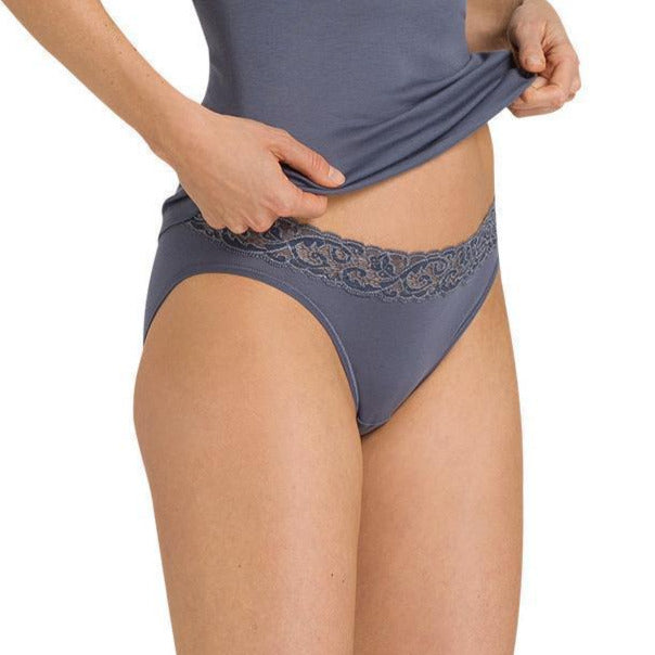 Full Briefs for Women by HANRO