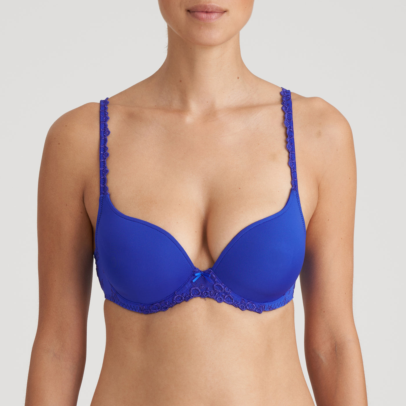https://melmira.com/cdn/shop/products/eservices_marie_jo-lingerie-padded_bra-nellie-0102676-blue-0_3565283_1400x.jpg?v=1675457100
